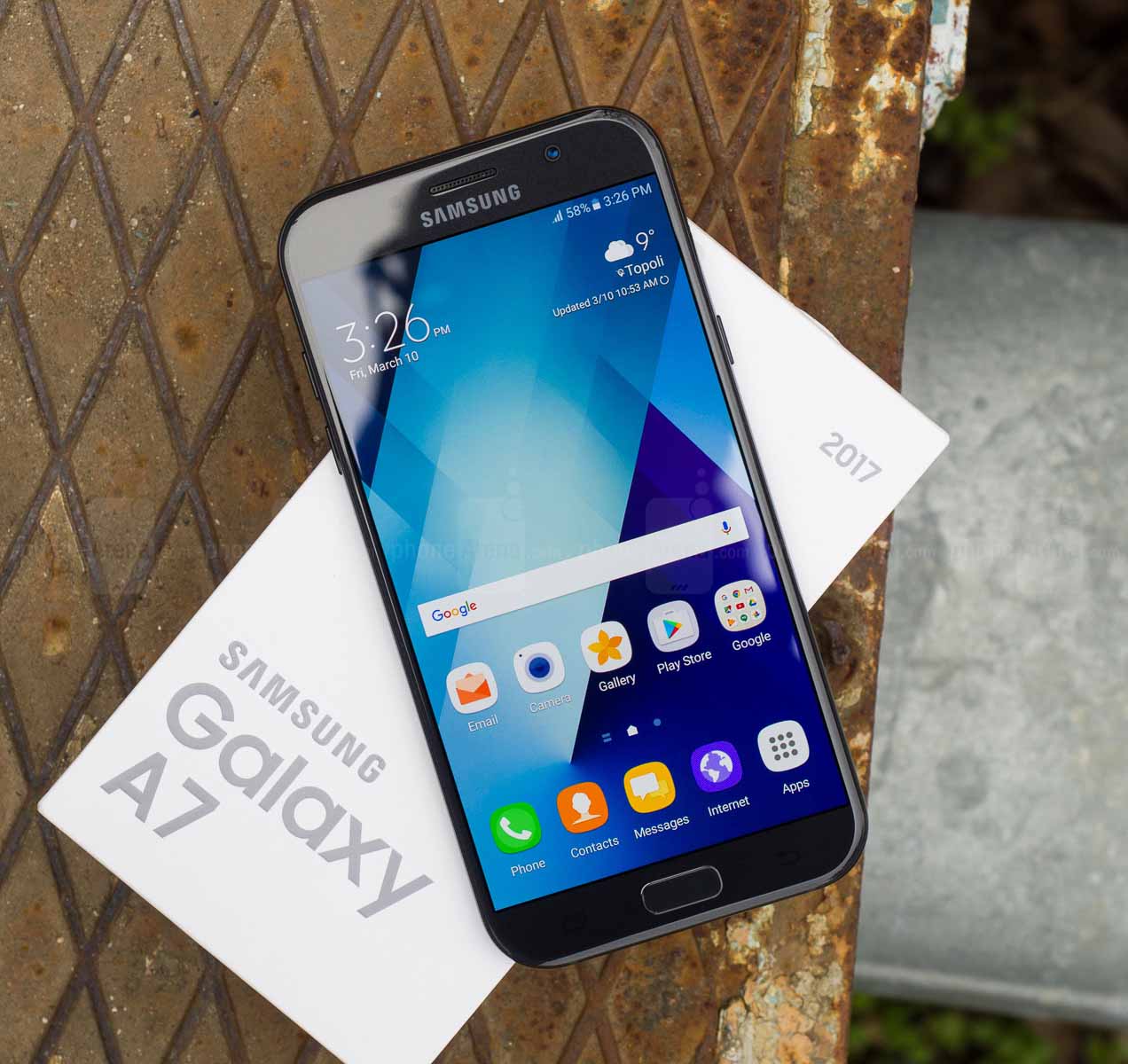 Spesifikasi Samsung Galaxy A7 2017 Serta Harga Terbaru